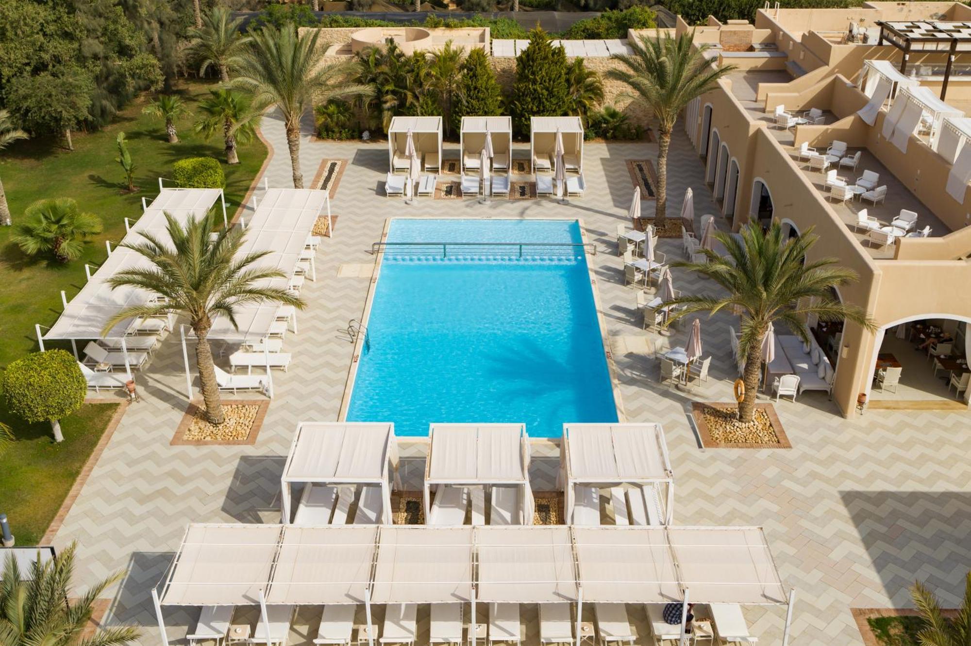 Hotel Jaz Neo Almazino, Almaza Bay Majid Abu Zayd Zewnętrze zdjęcie